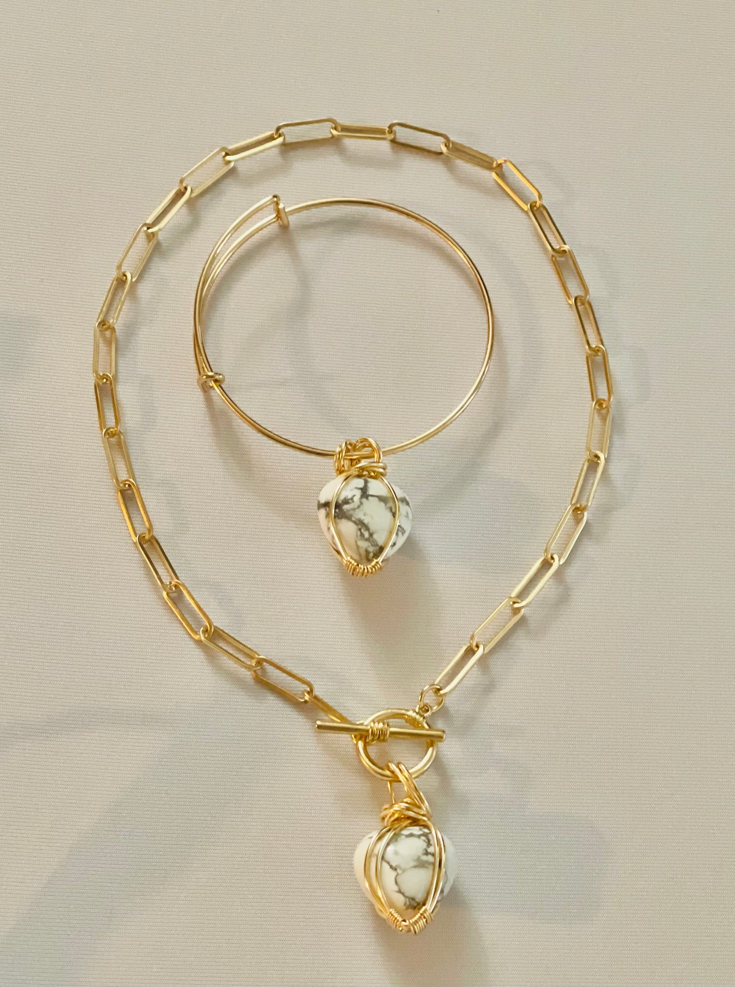 Gold Howlite Choker and Bangle set